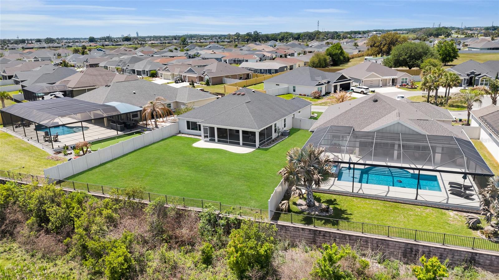 VILLAGESOF SOUTHERN OAKS - Residential