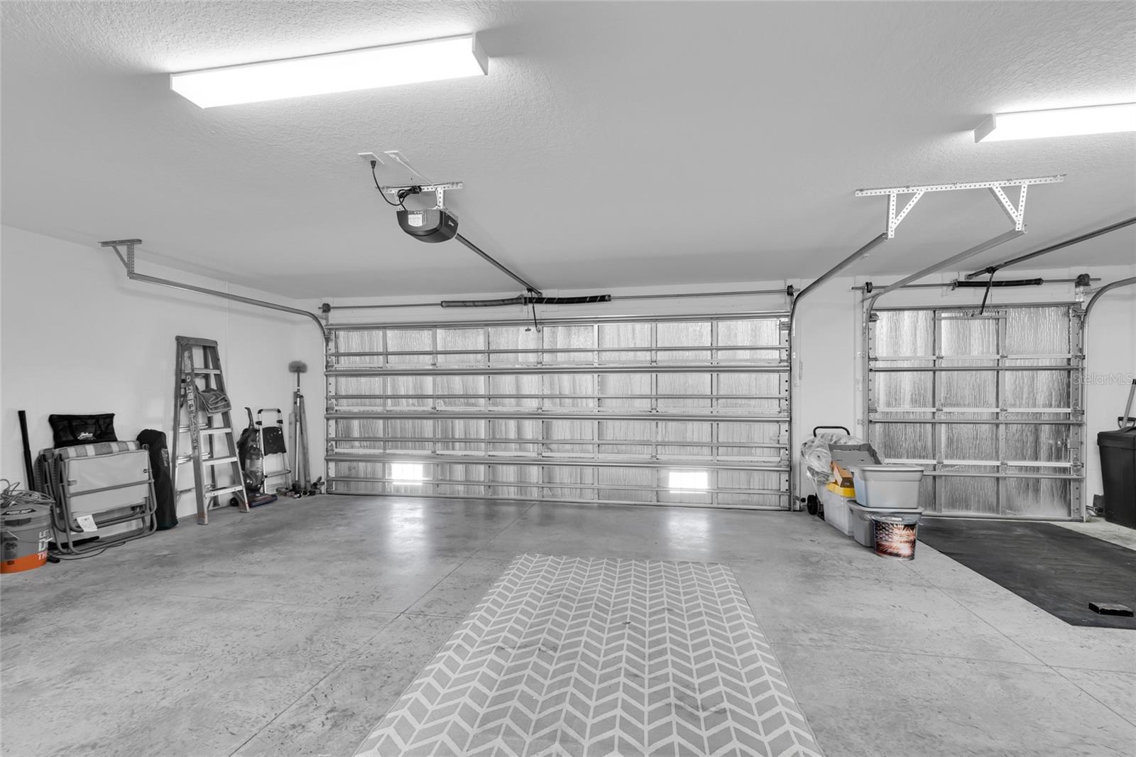 VILLAGESOF SOUTHERN OAKS - Residential