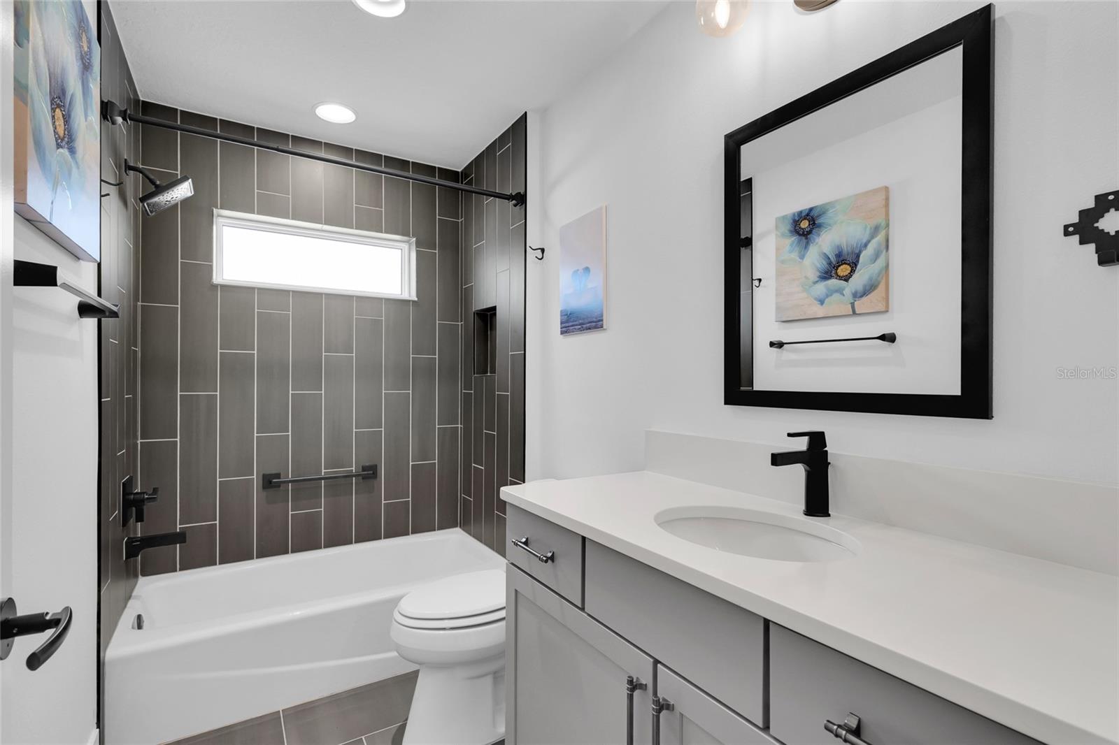 VILLAGESOF SOUTHERN OAKS - Residential