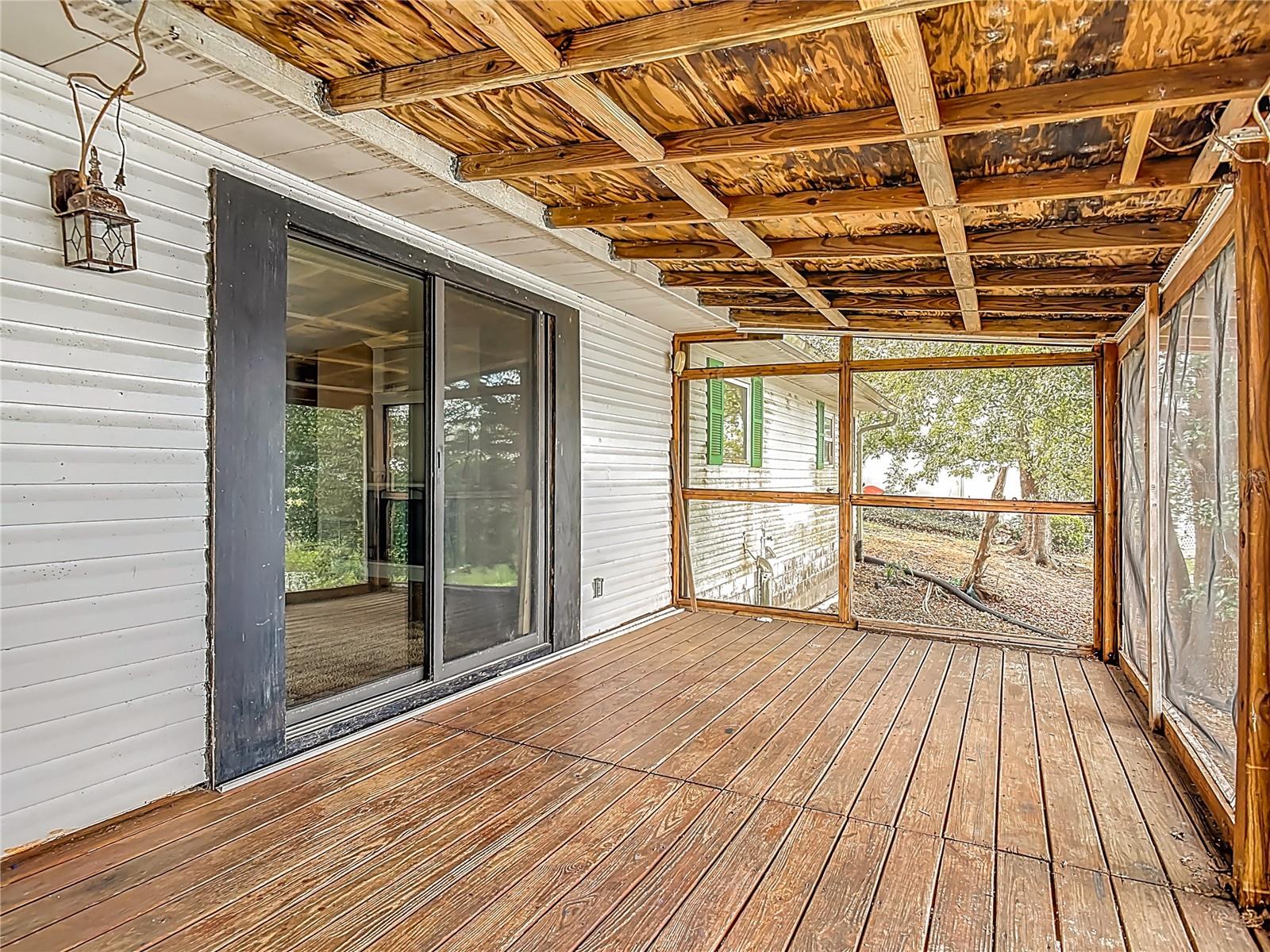 LAKE MARIE ESTS REPLAT - Residential