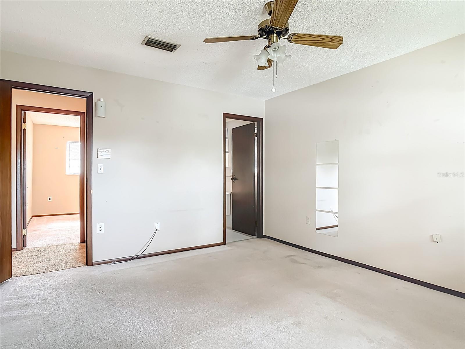 LAKE MARIE ESTS REPLAT - Residential