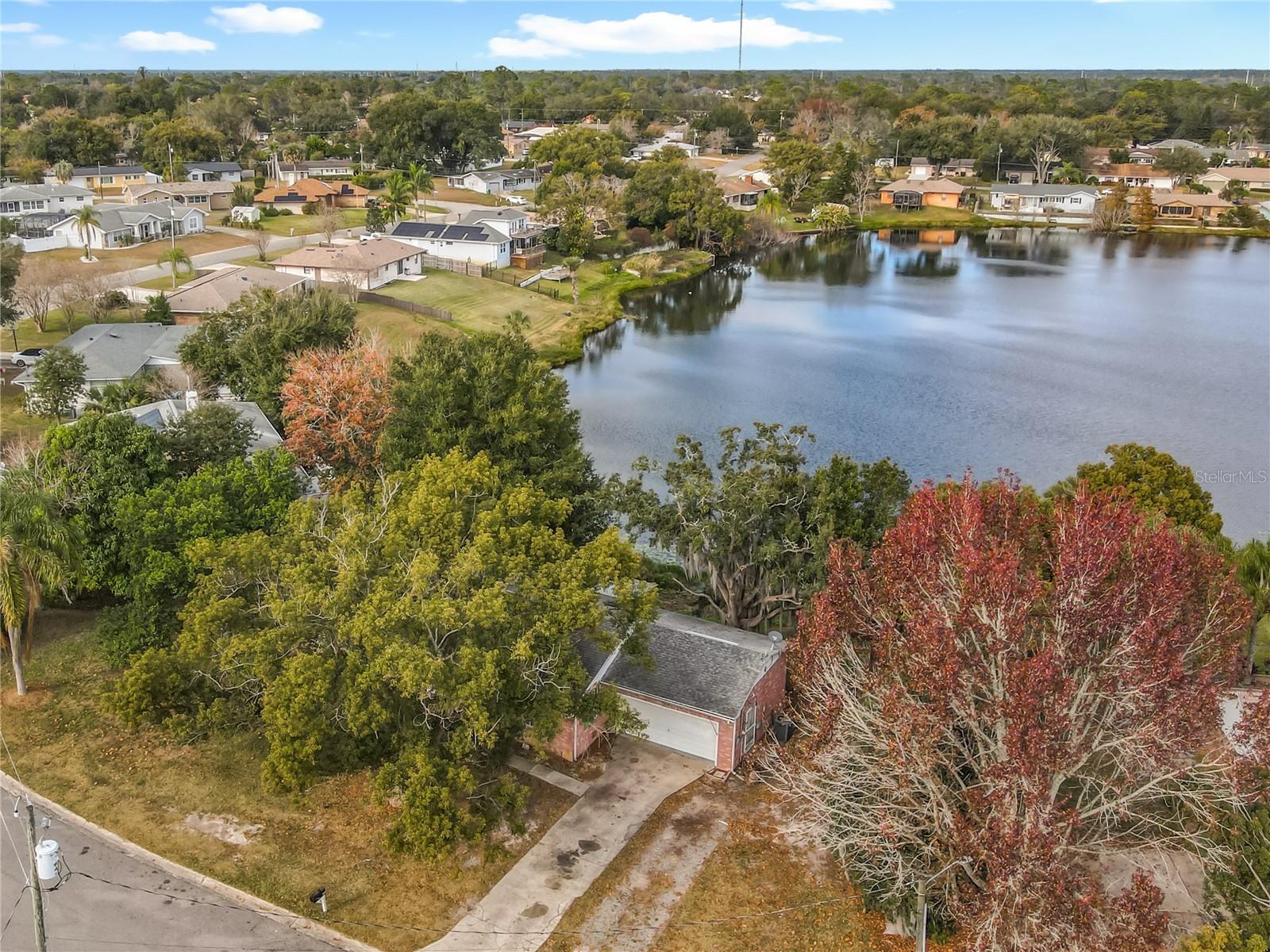 LAKE MARIE ESTS REPLAT - Residential