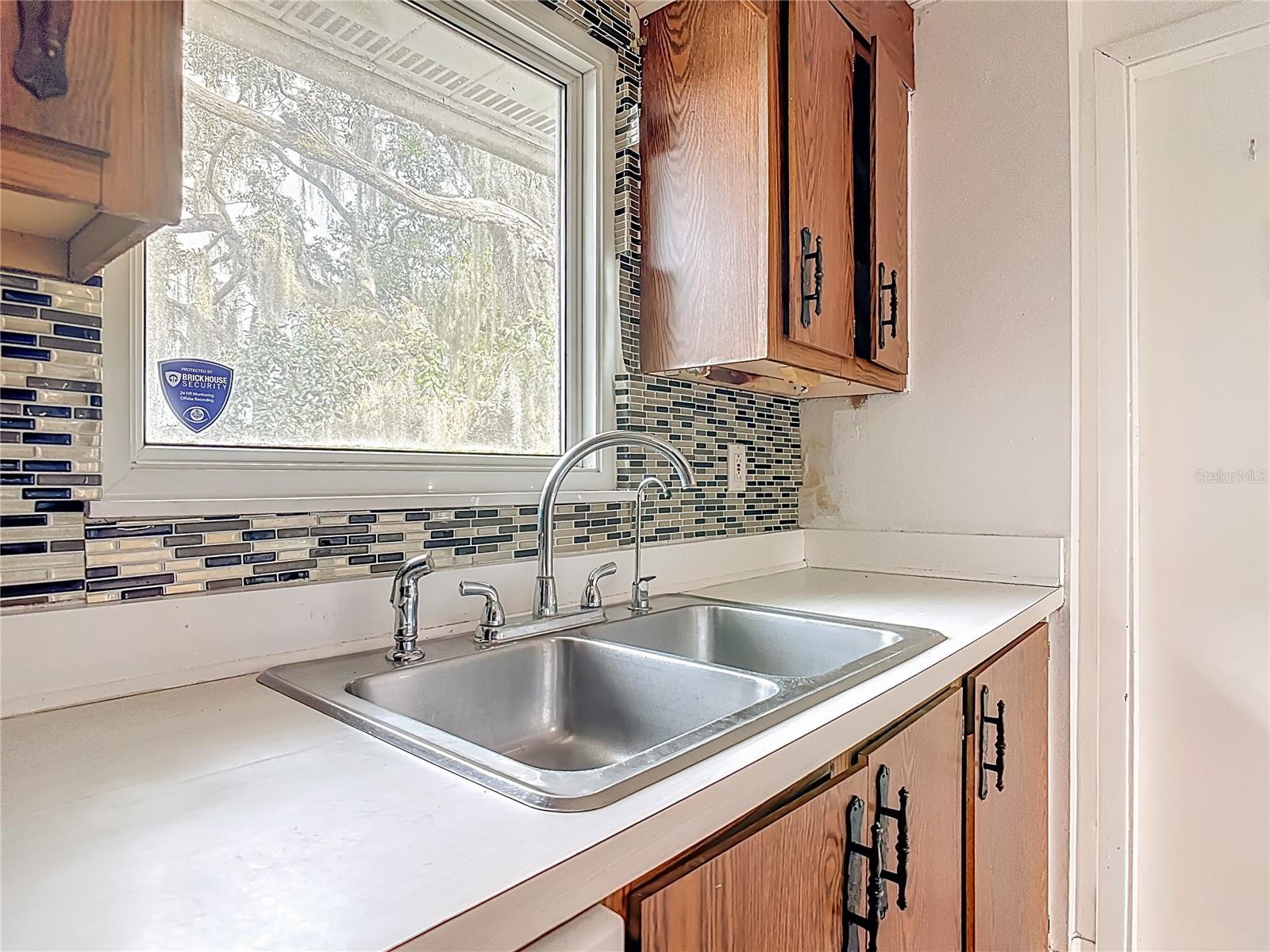 LAKE MARIE ESTS REPLAT - Residential