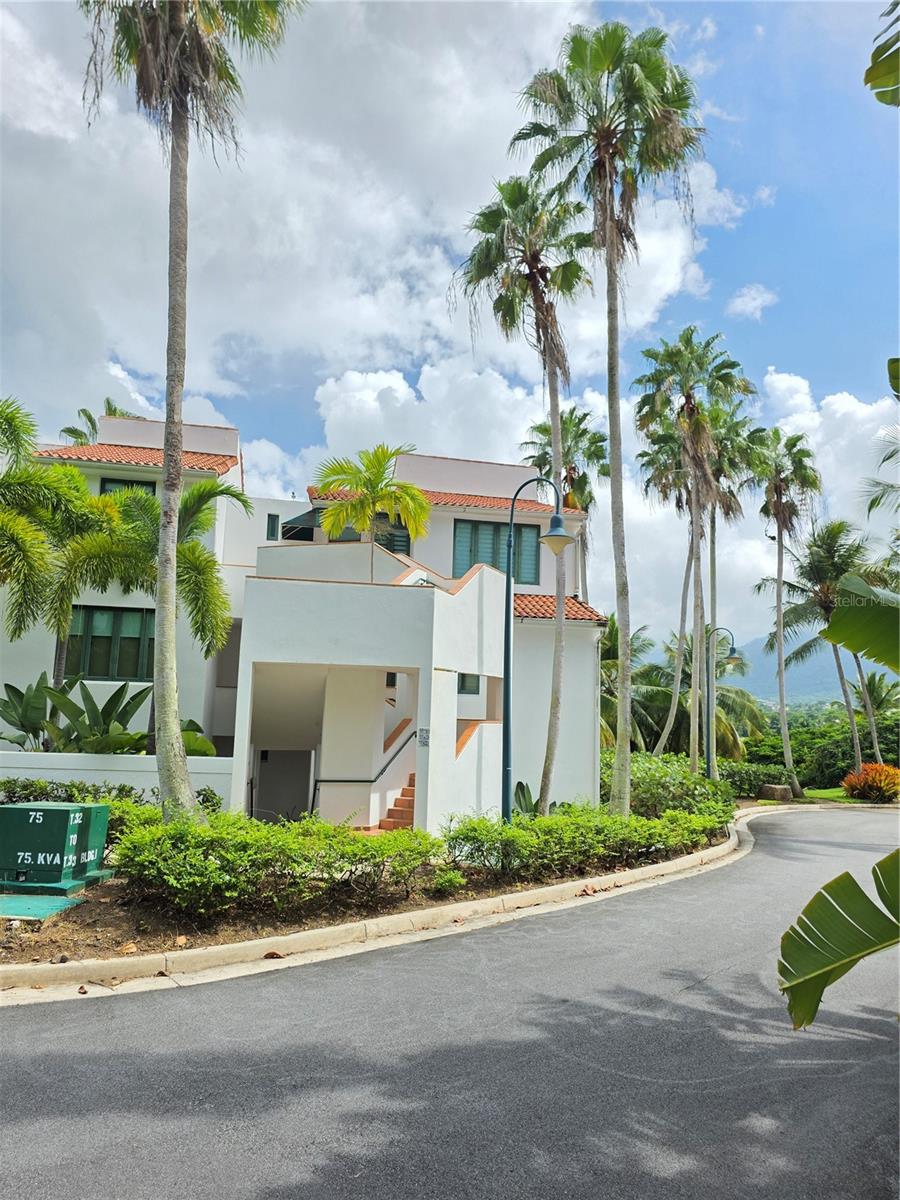 RIO MAR VILLAGE - Residential Lease