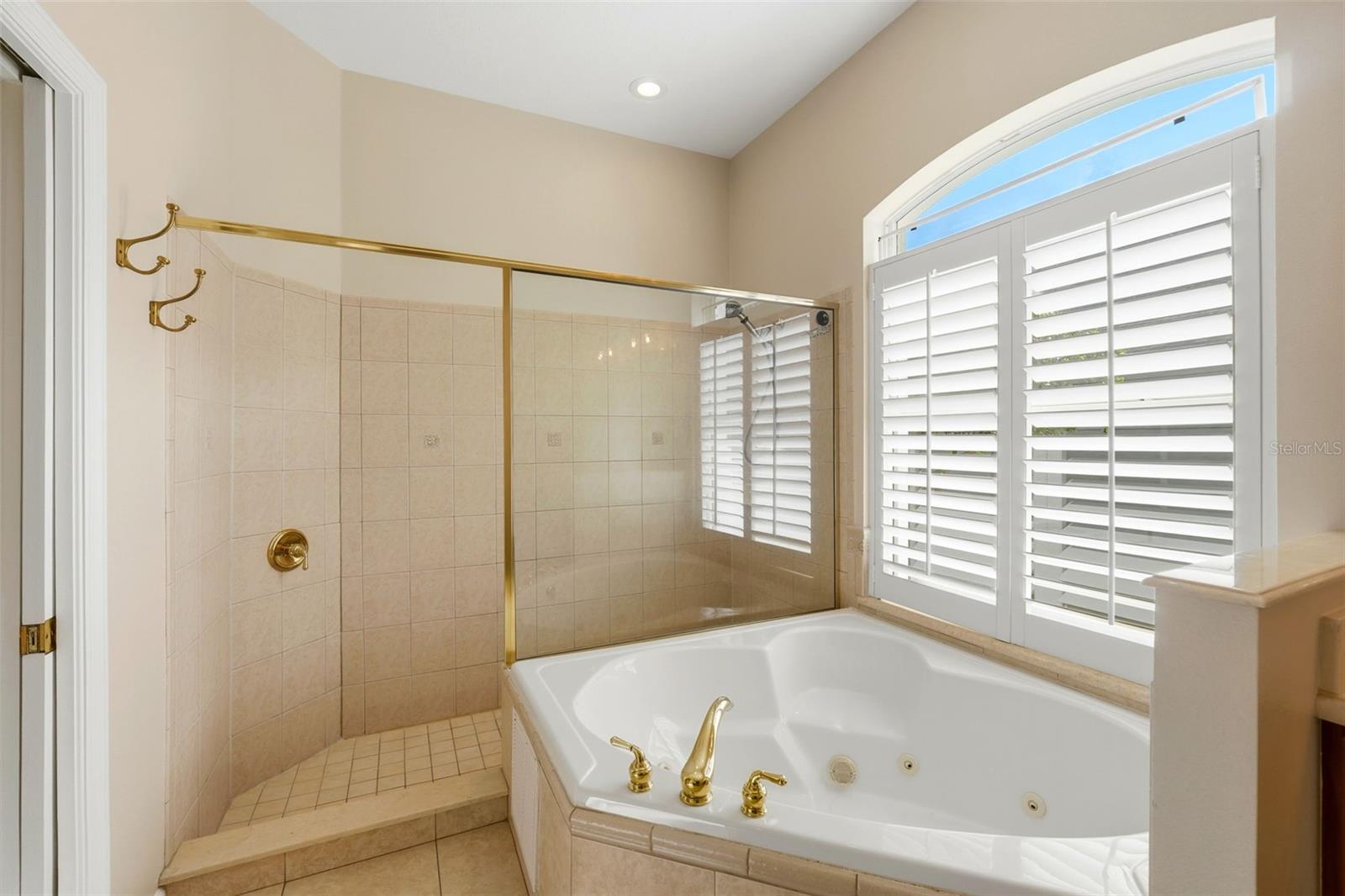 TERRA OAKS - Residential