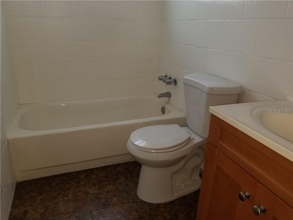 ALOHA GARDENS - Residential Lease