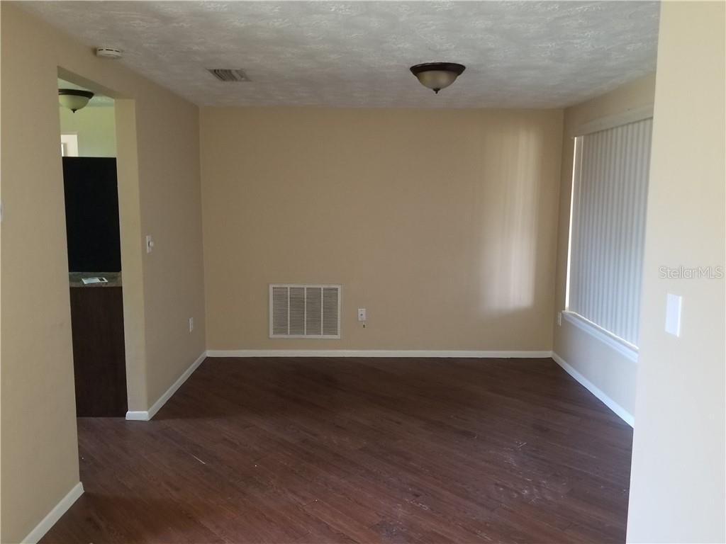 ALOHA GARDENS - Residential Lease