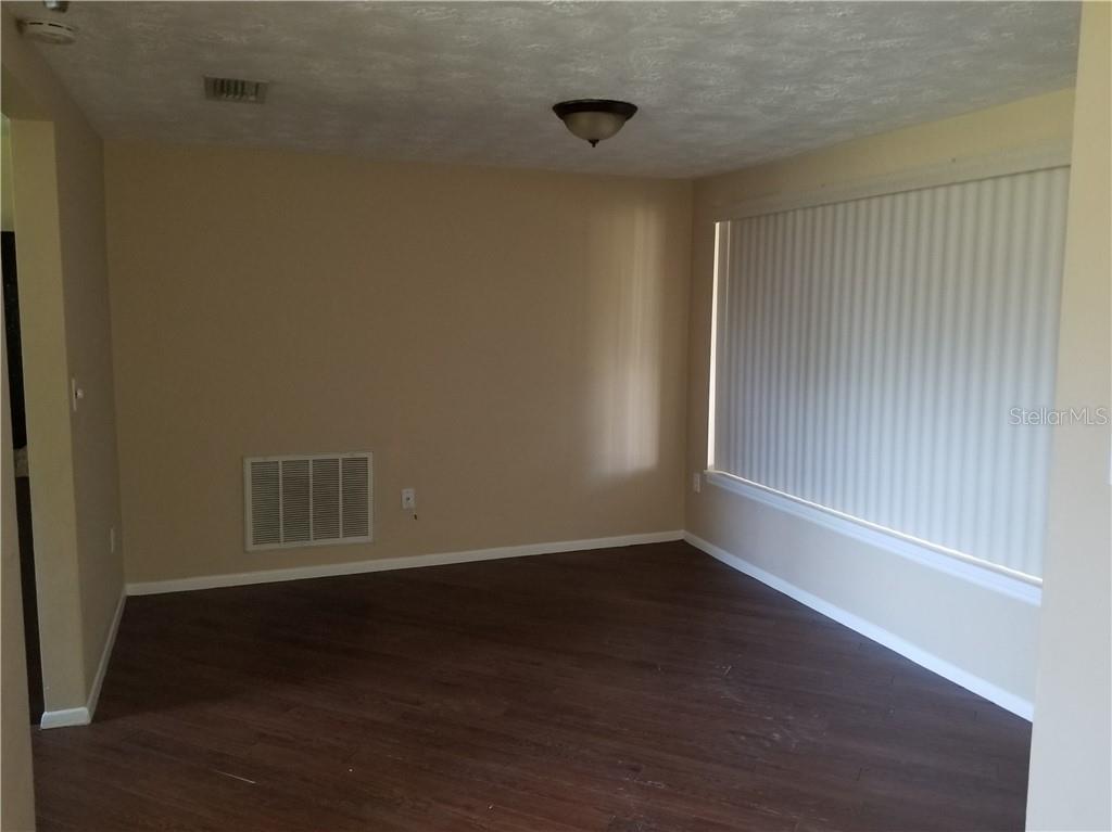 ALOHA GARDENS - Residential Lease