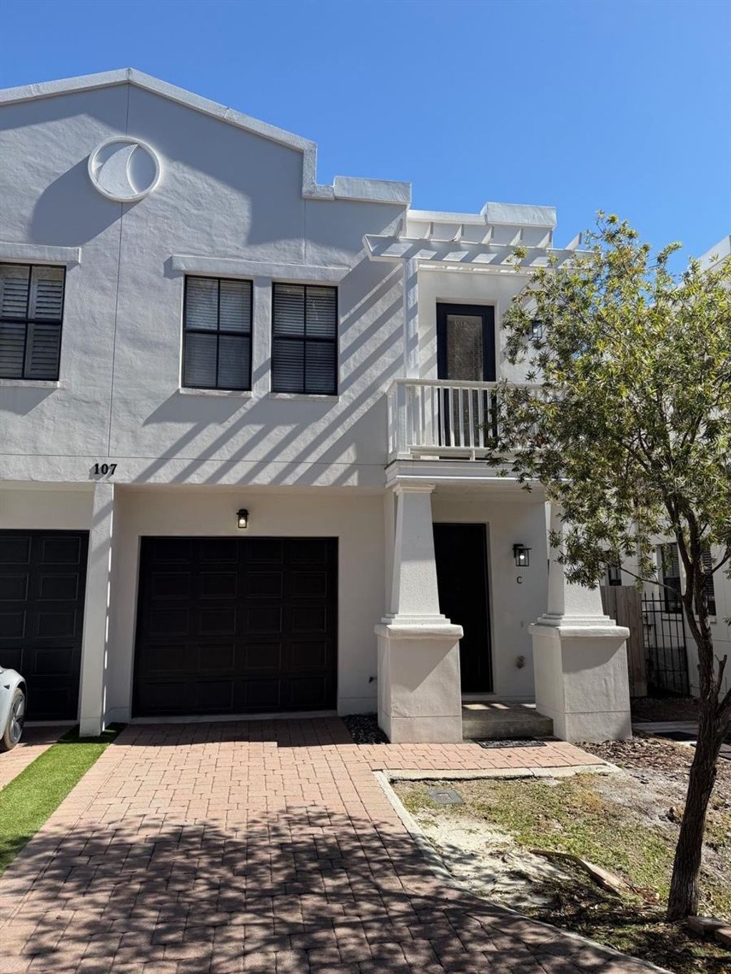 Photo of 107 S Packwood Avenue #C, Tampa, FL 33606 (MLS # TB8472783)