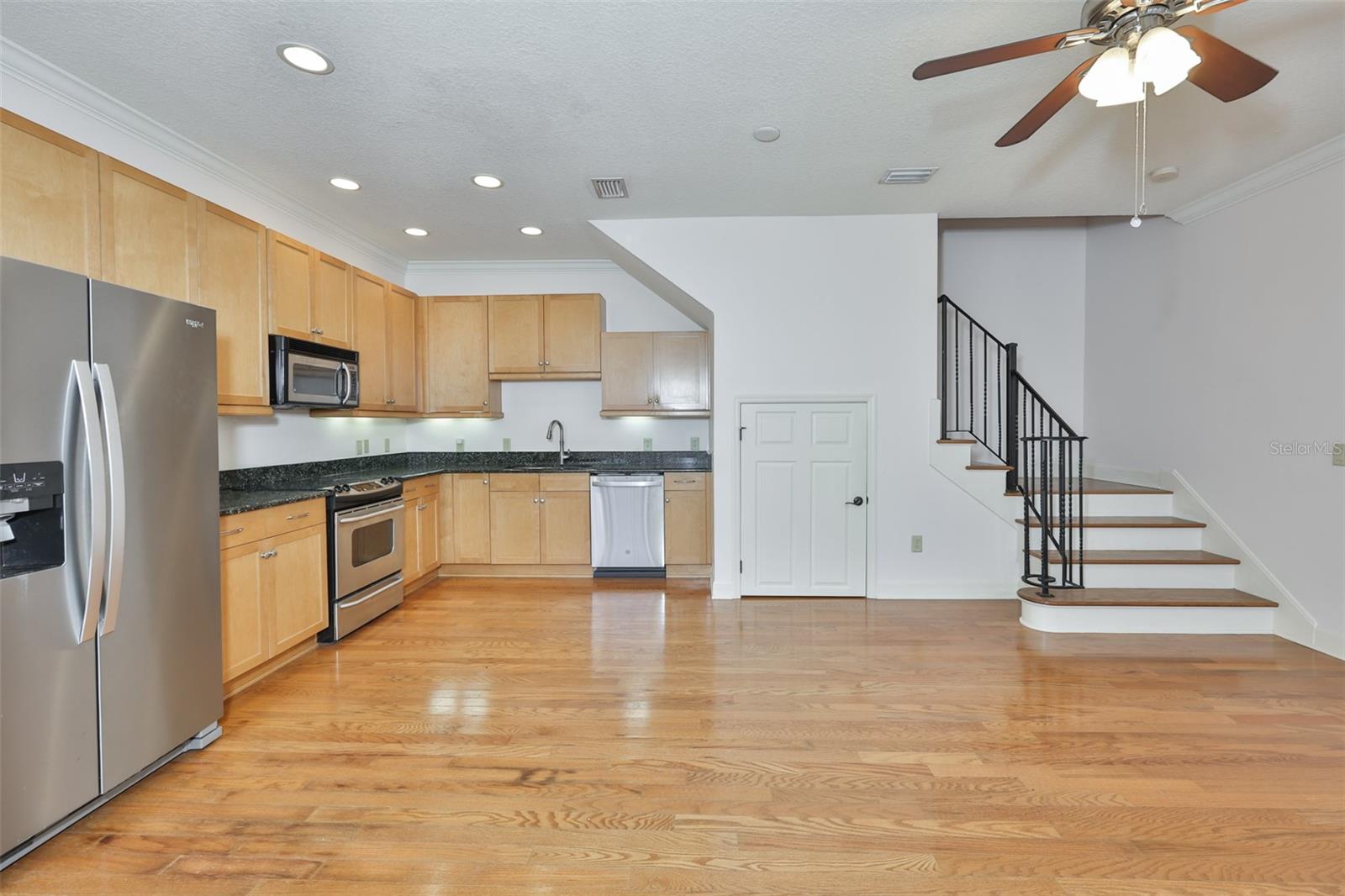 107 S PACKWOOD AVENUE C