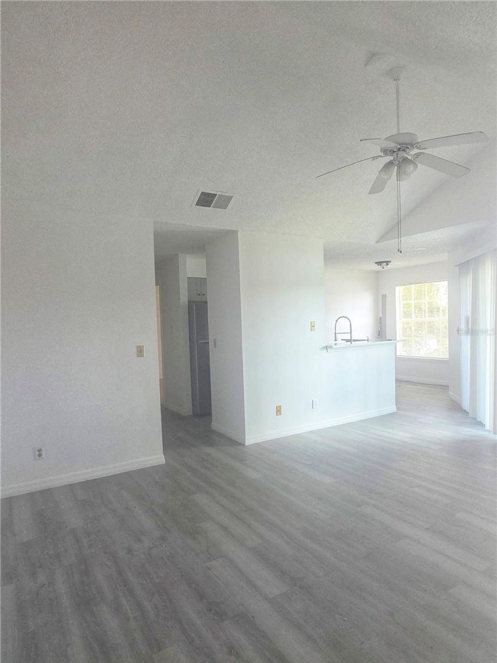 Photo of 1065 S Hiawassee Road #1434, Orlando, FL 32835 (MLS # O6370635)