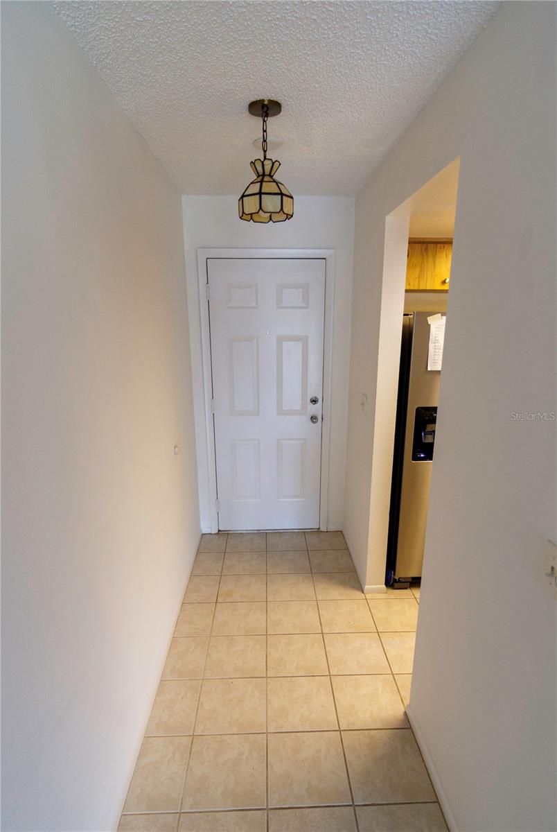 1122 MONTROSE PLACE 1713