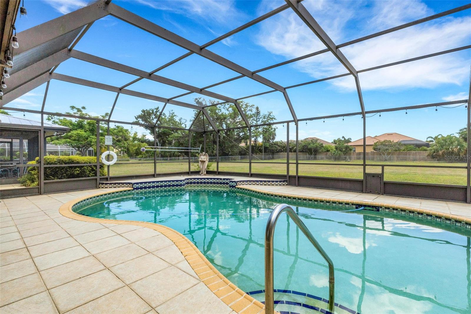 OAK GROVE PARK - Residential