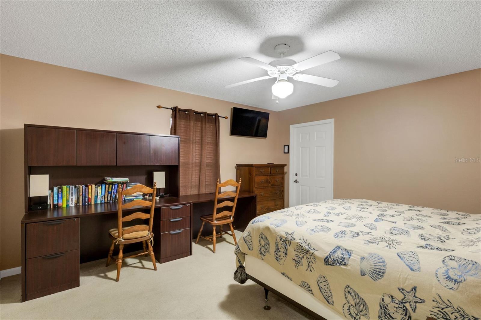 OAK GROVE PARK - Residential