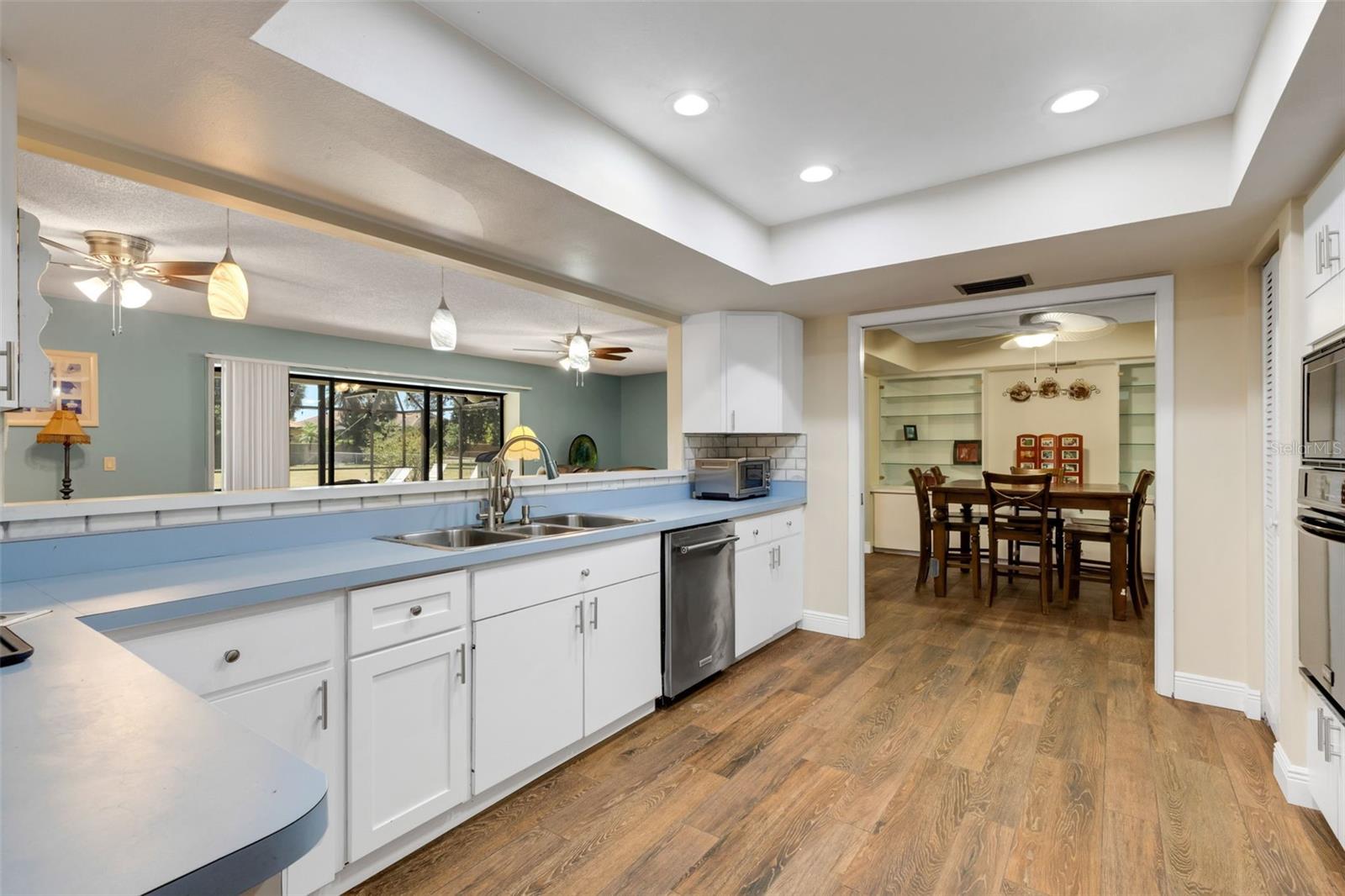 OAK GROVE PARK - Residential