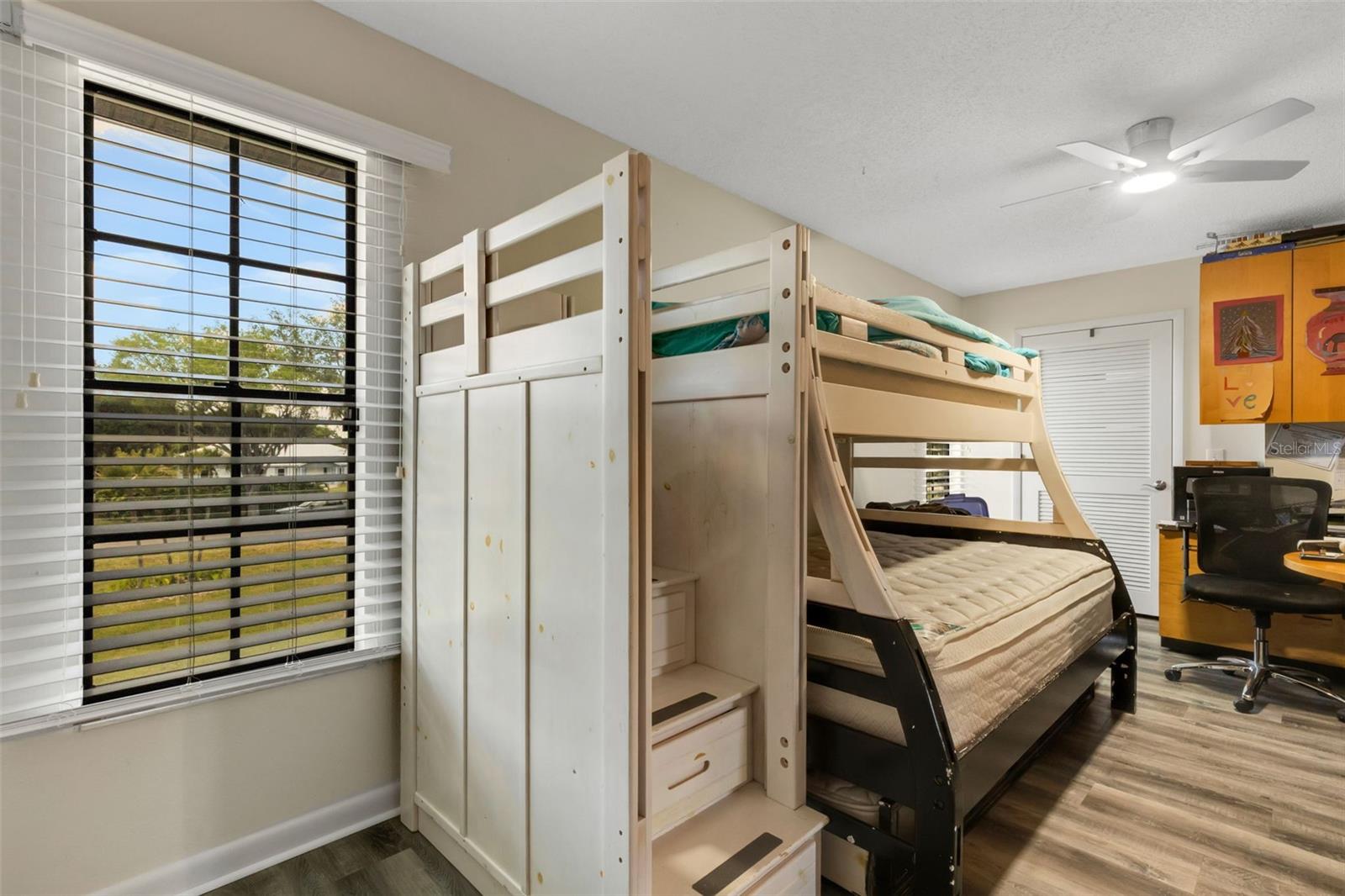 OAK GROVE PARK - Residential