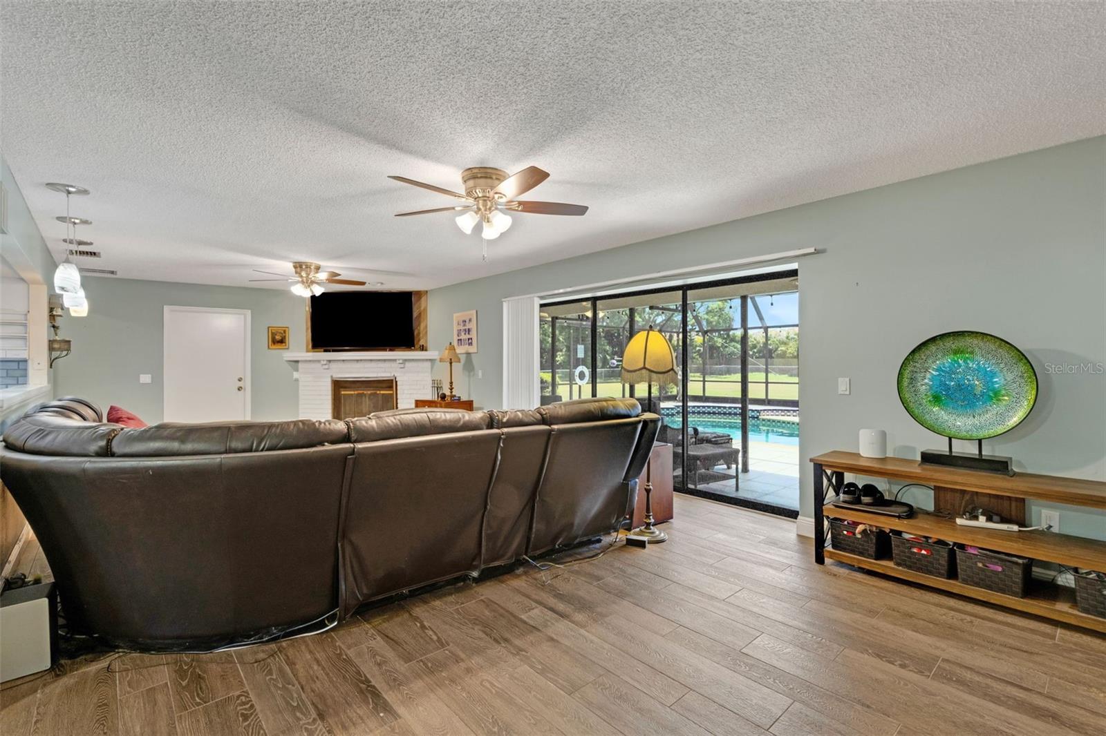 OAK GROVE PARK - Residential