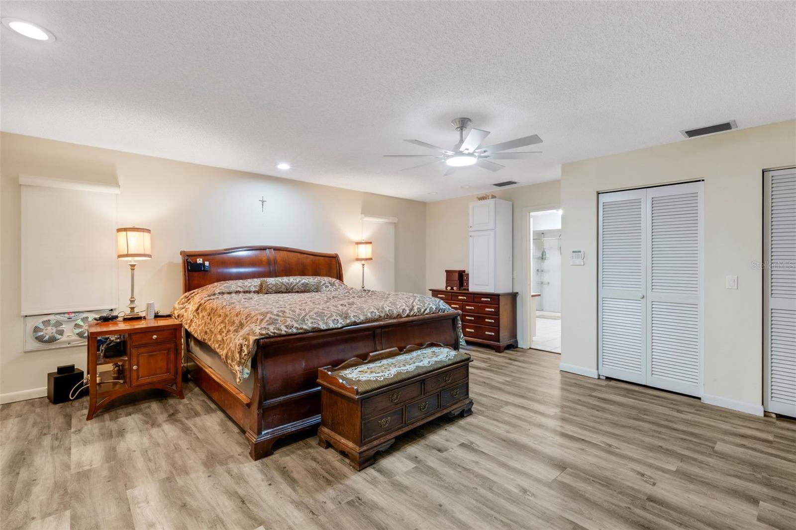 OAK GROVE PARK - Residential