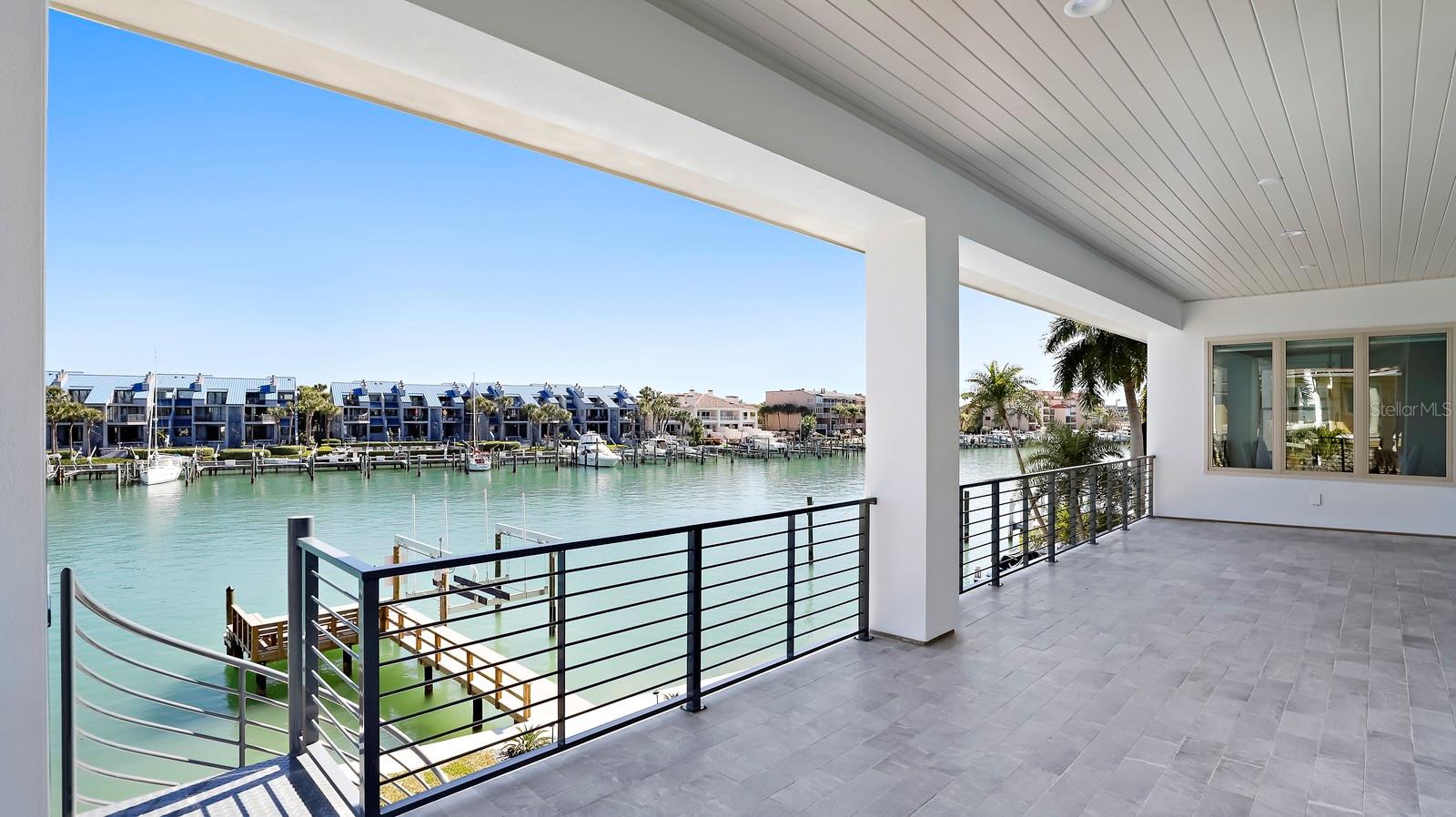 TIERRA VERDE UNIT 1 4TH REP - Residential