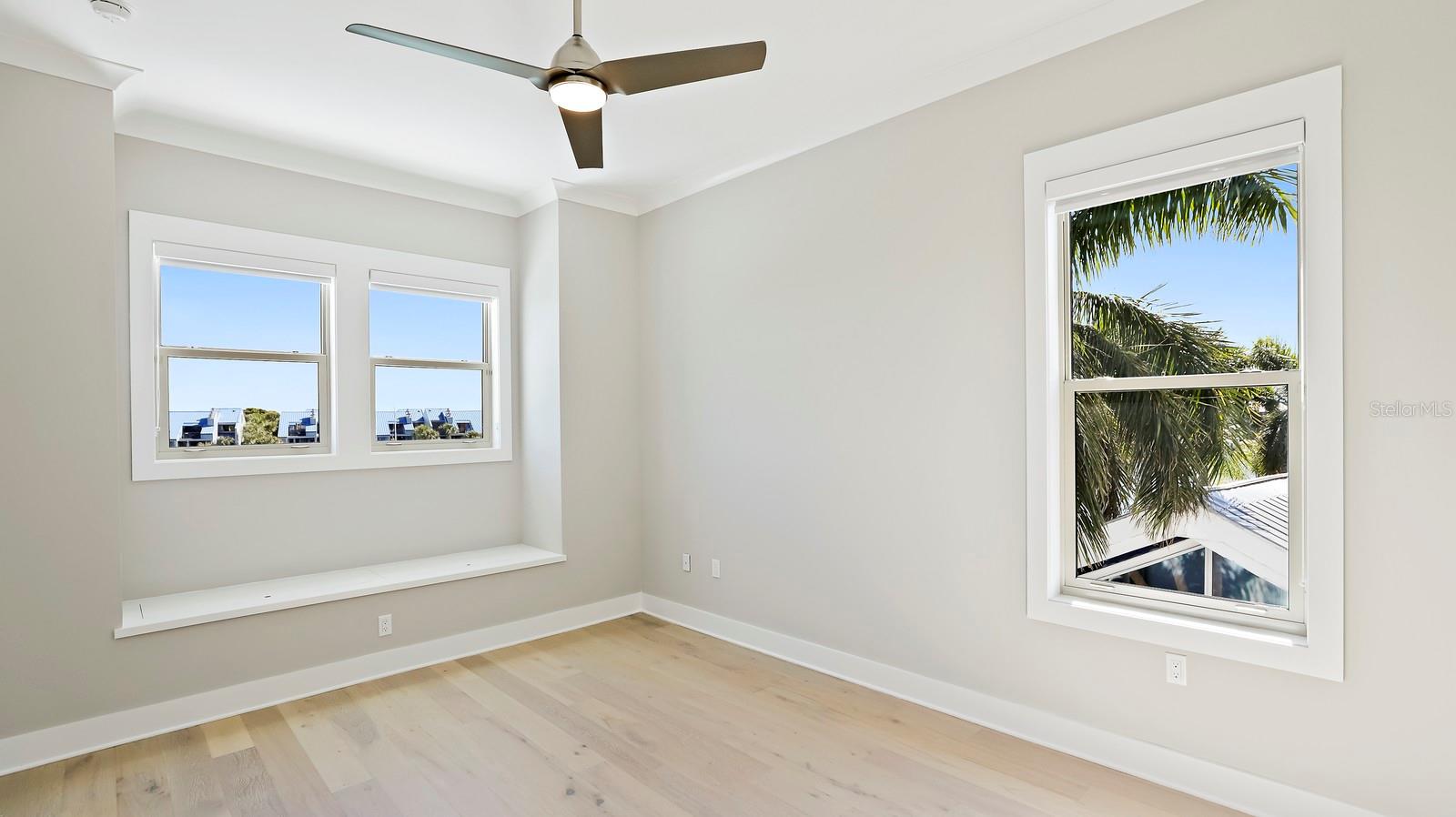 TIERRA VERDE UNIT 1 4TH REP - Residential