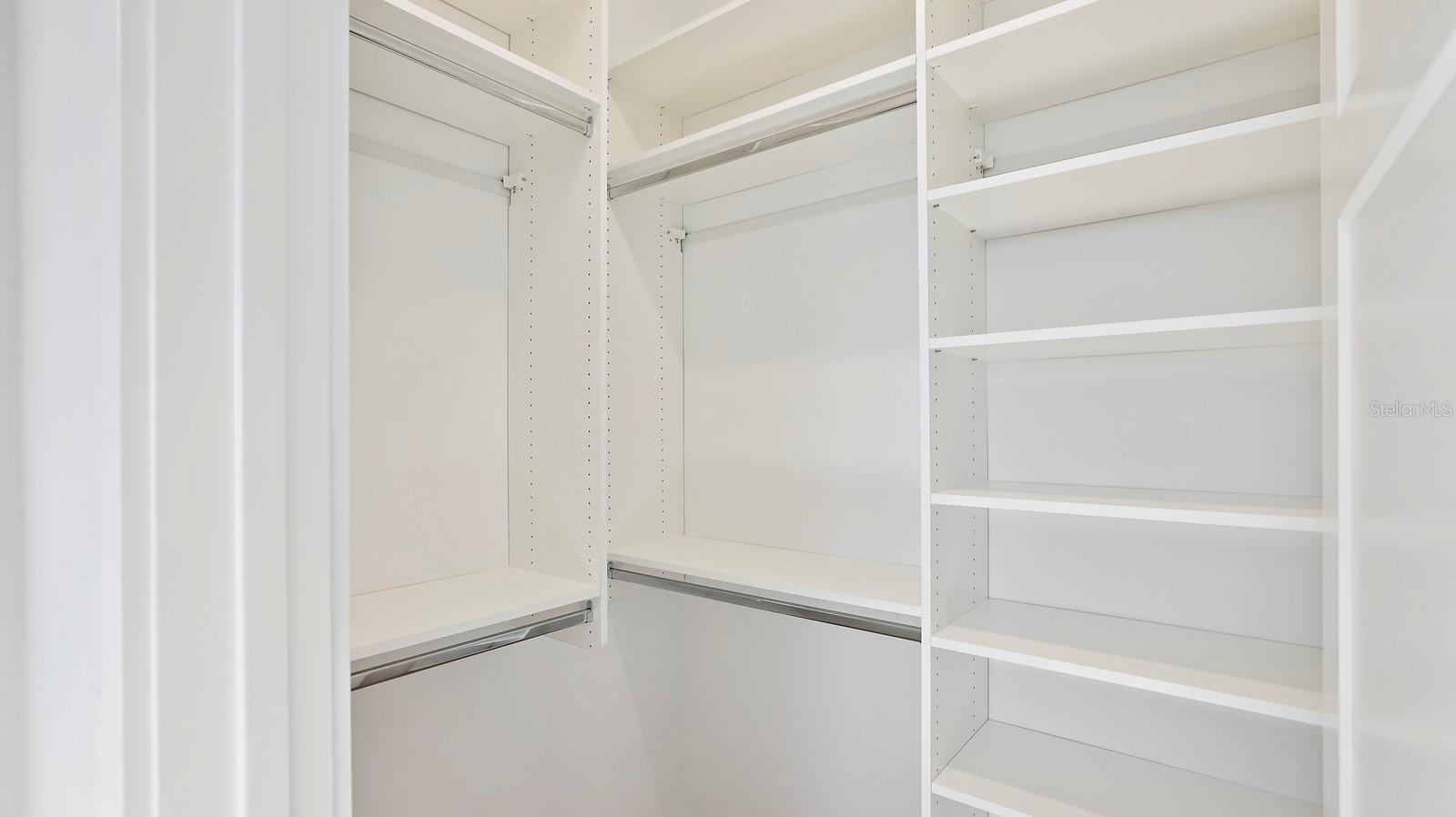 TIERRA VERDE UNIT 1 4TH REP - Residential