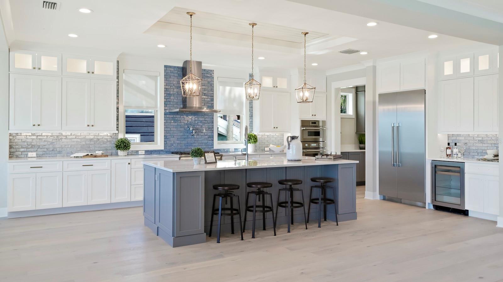 TIERRA VERDE UNIT 1 4TH REP - Residential