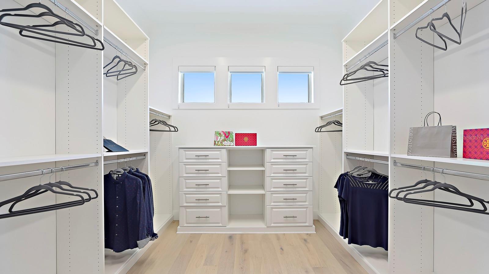 TIERRA VERDE UNIT 1 4TH REP - Residential