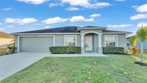 A home in WINTER HAVEN