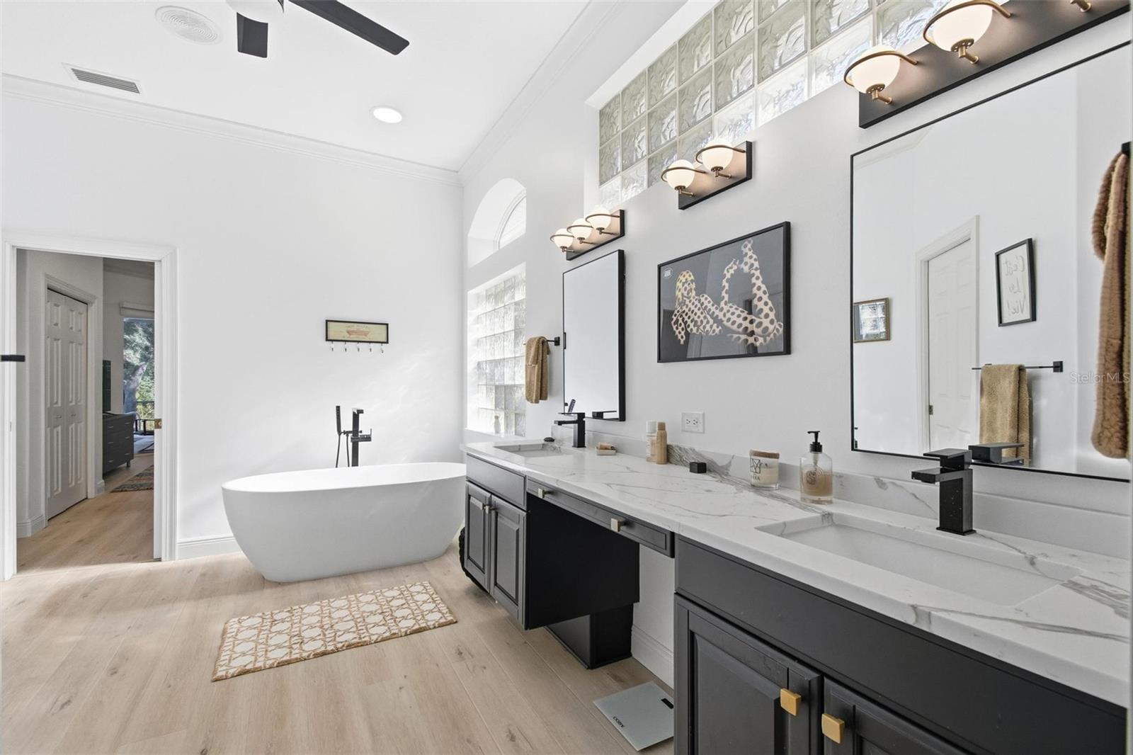 GRAND HAVEN - Residential