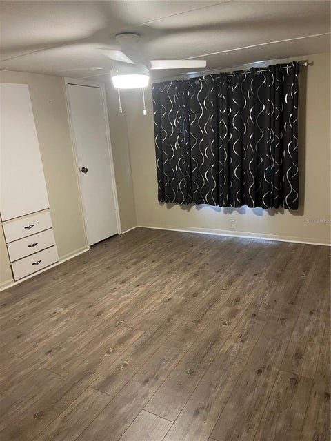 Tiny photo for 10943 SE 131st Place, Ocklawaha, FL 32179 (MLS # G5119313)