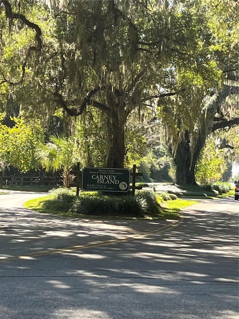Tiny photo for 10943 SE 131st Place, Ocklawaha, FL 32179 (MLS # G5119313)