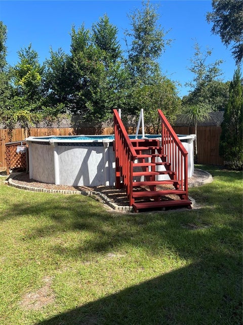 Tiny photo for 10943 SE 131st Place, Ocklawaha, FL 32179 (MLS # G5119313)