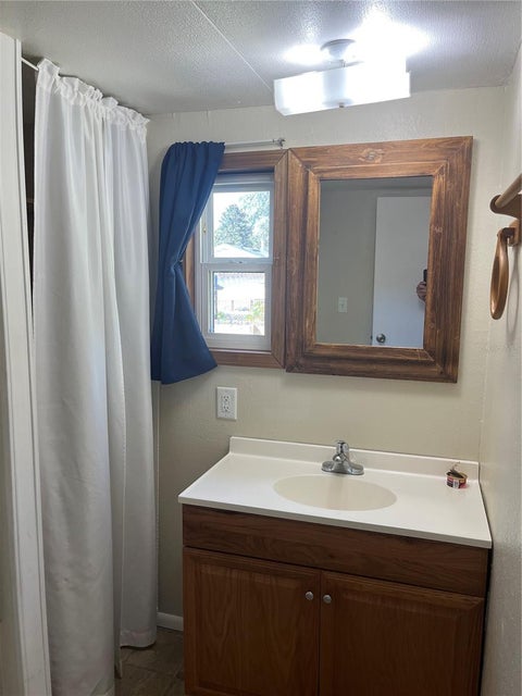 Tiny photo for 10943 SE 131st Place, Ocklawaha, FL 32179 (MLS # G5119313)