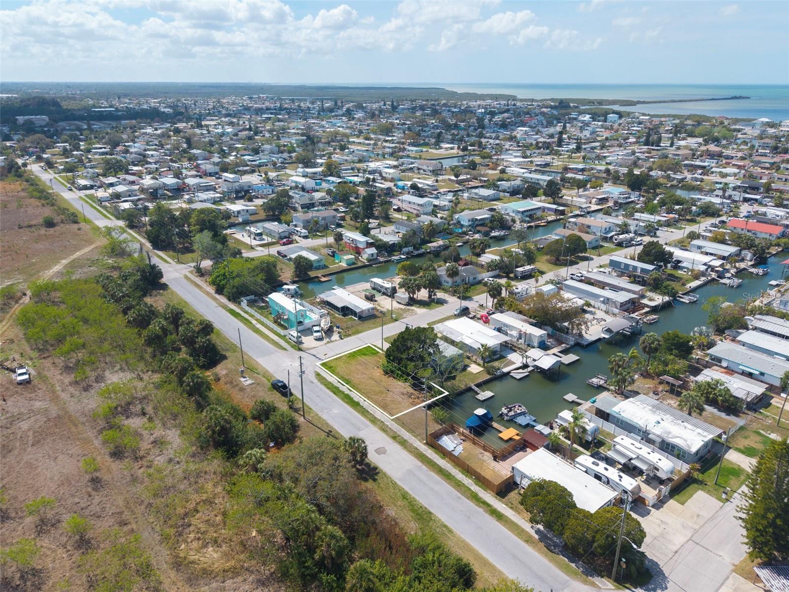 VISTA DEL MAR - Land