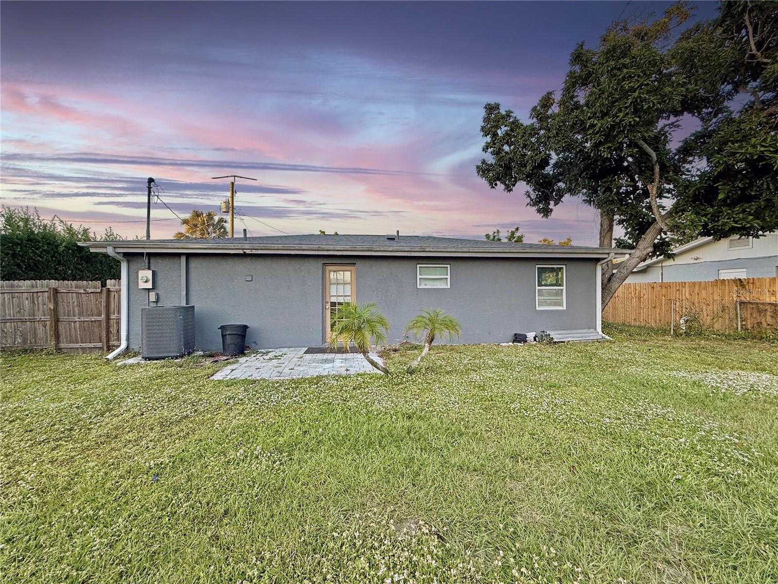 SARASOTA SPGS - Residential Lease