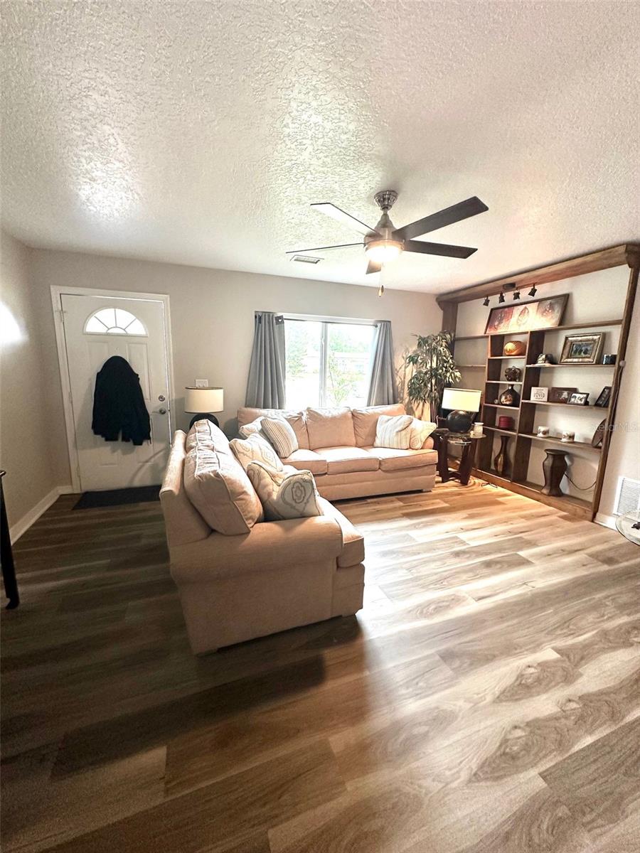 ORANGE HILL PARK - Residential