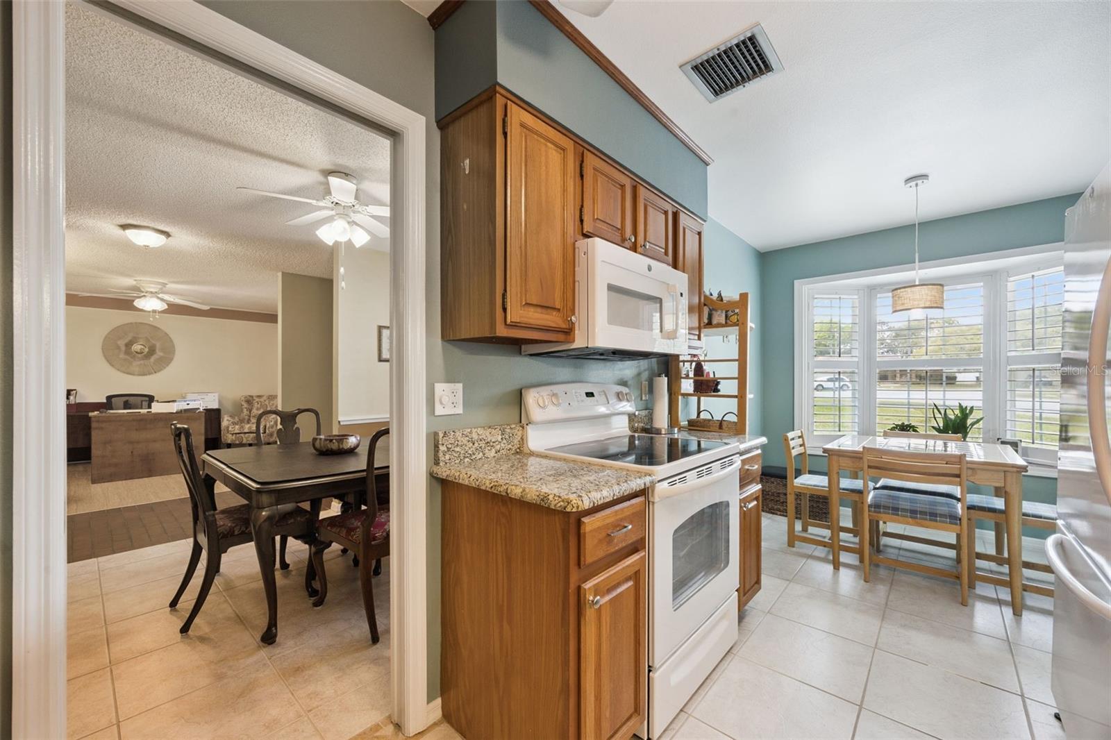 ALOMA ESTATES - Residential