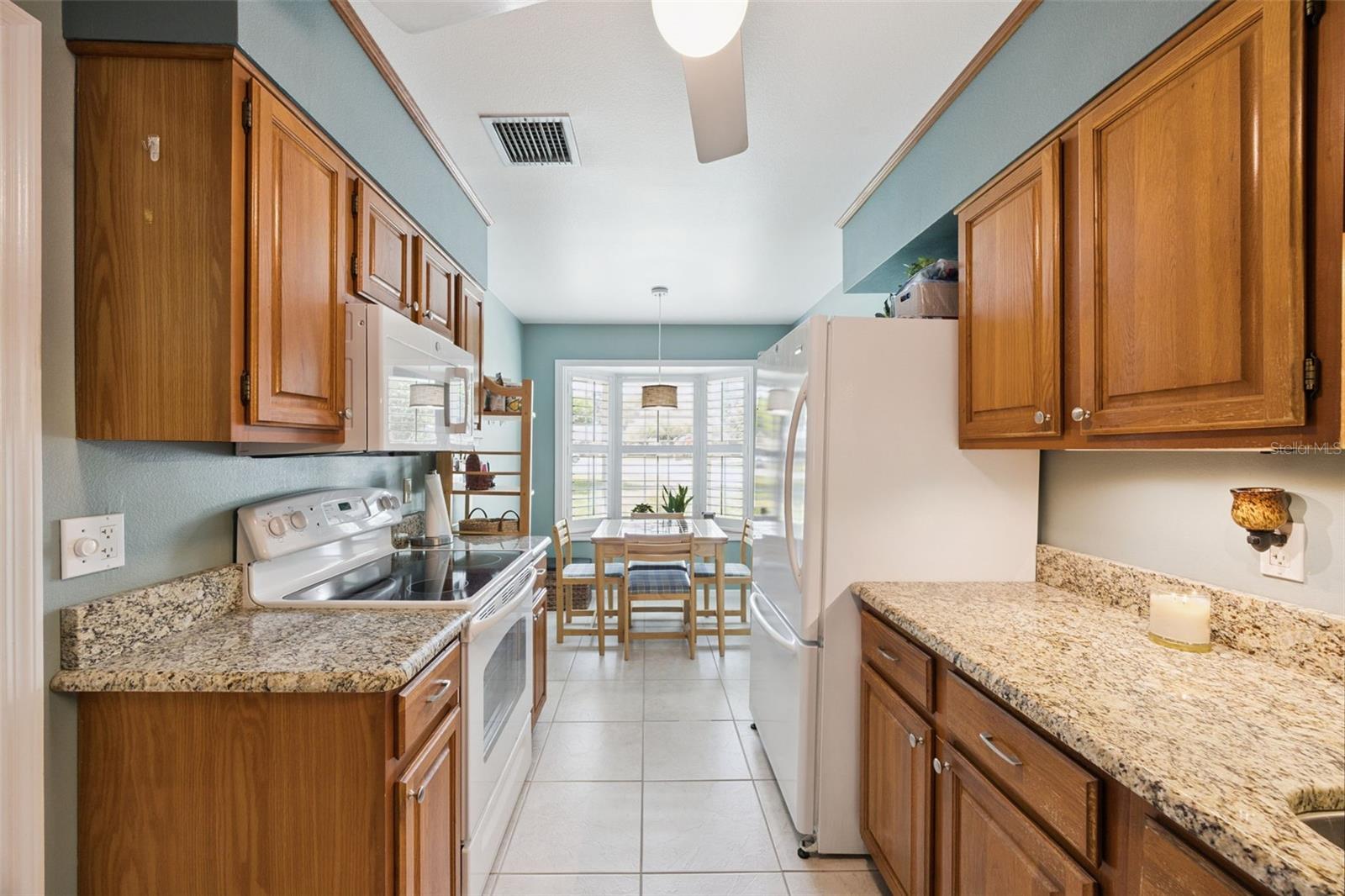 ALOMA ESTATES - Residential