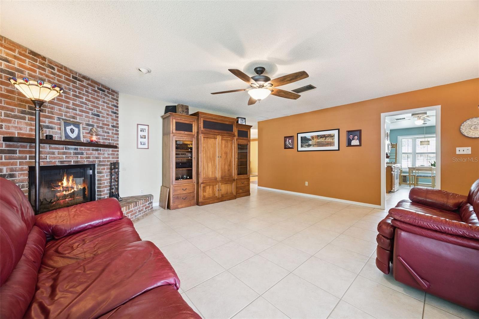 ALOMA ESTATES - Residential