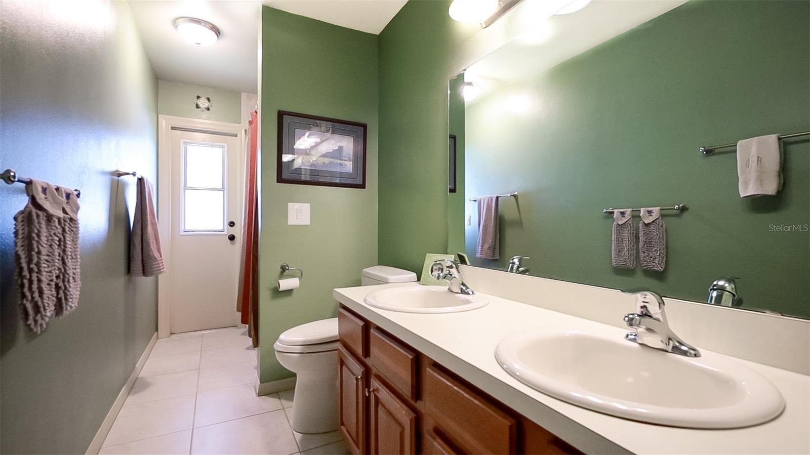 ALOMA ESTATES - Residential