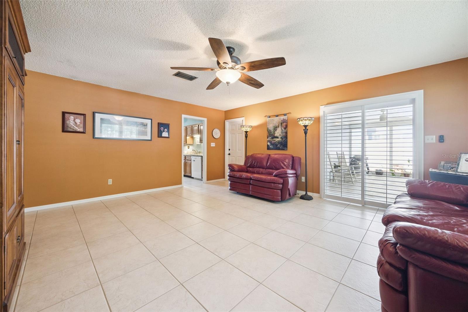 ALOMA ESTATES - Residential