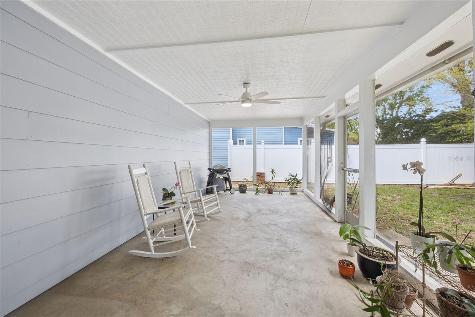 ALOMA ESTATES - Residential