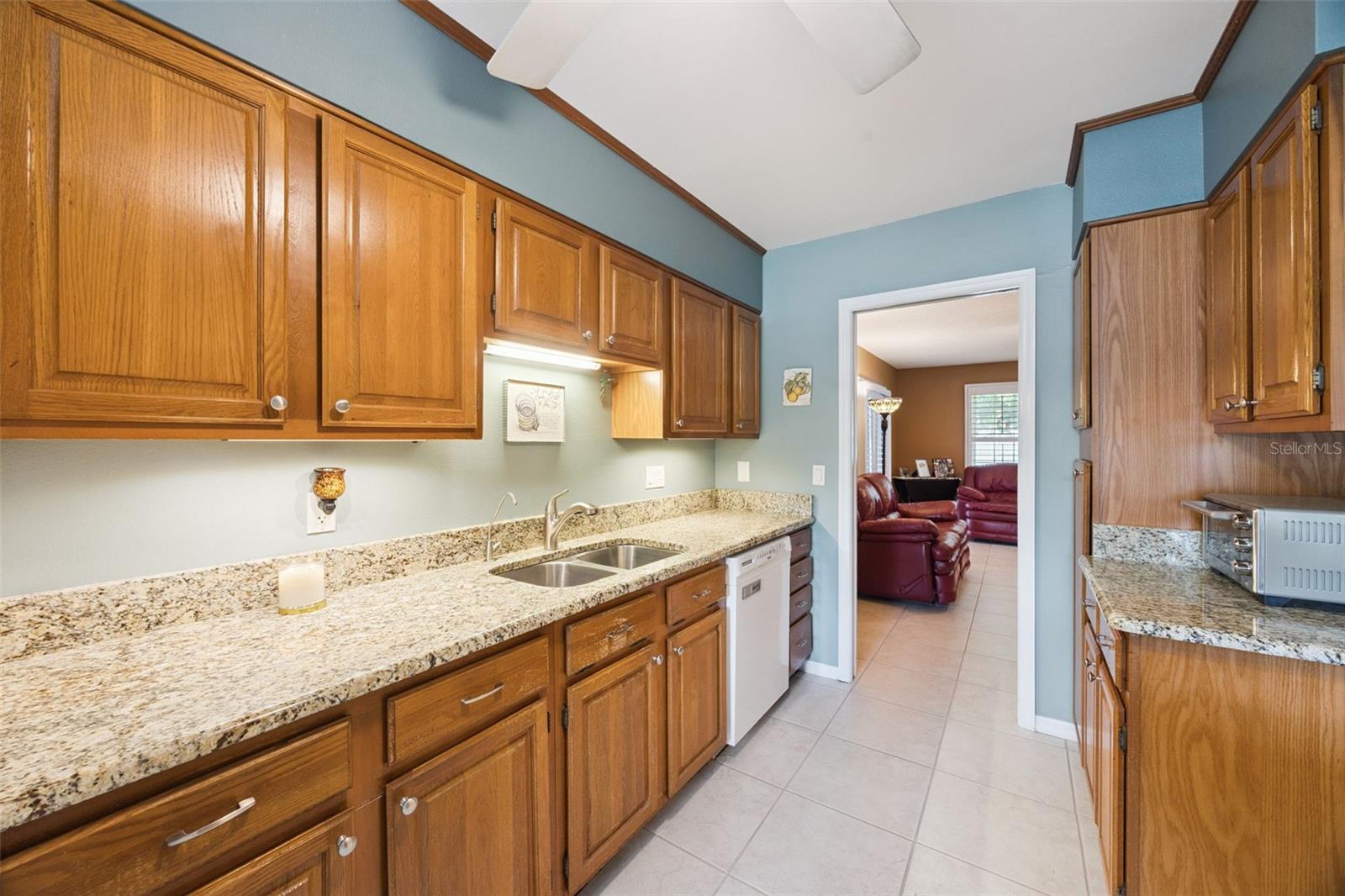 ALOMA ESTATES - Residential