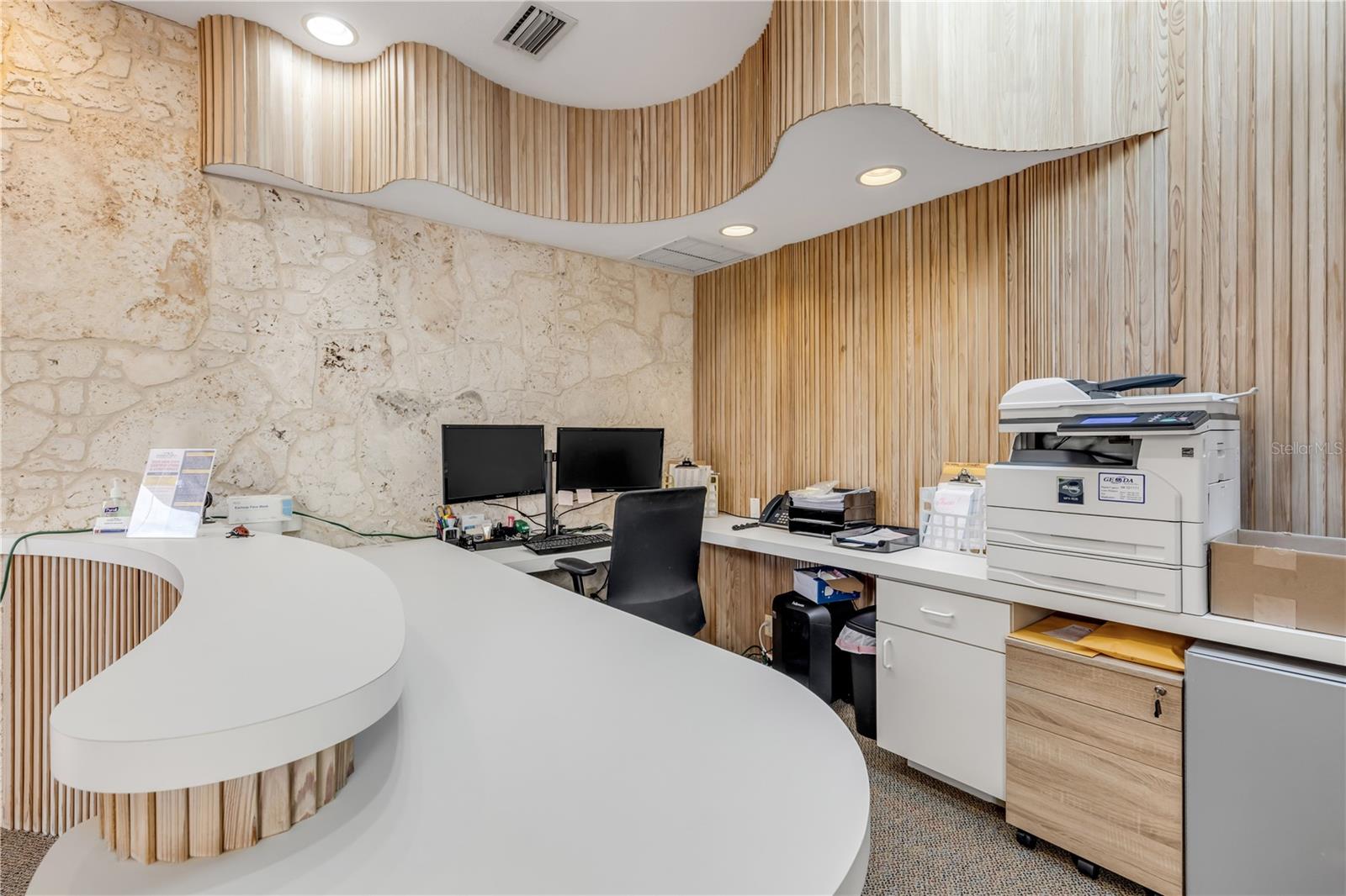 ANDREWS NEW SMYRNA - Commercial Sale