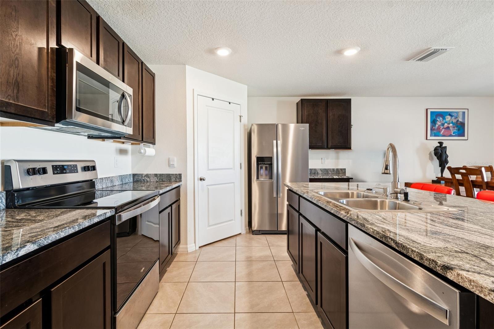 ZEPHYR RDG PH II - Residential