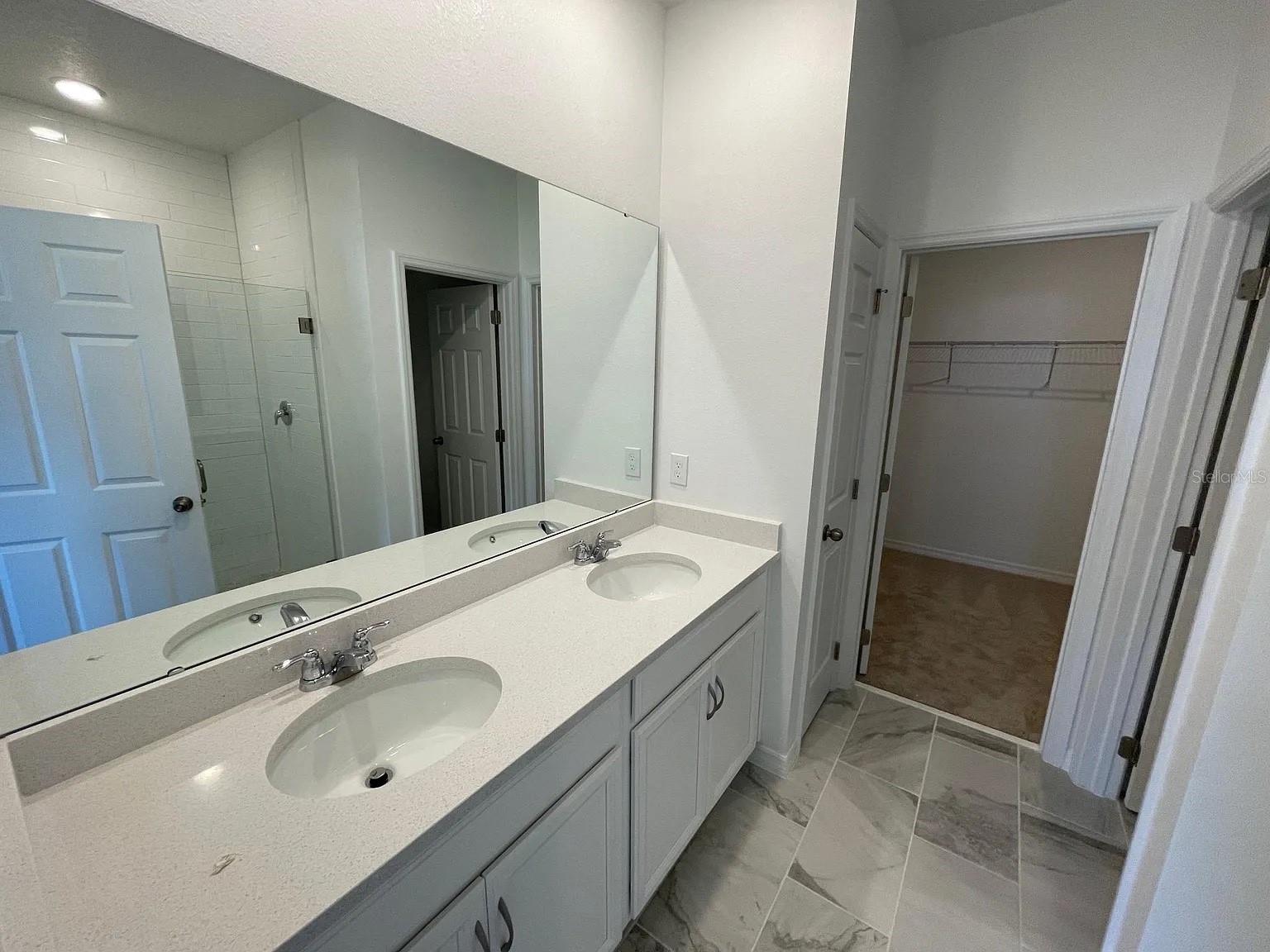 WATERBROOKE PH 4 - Residential Lease