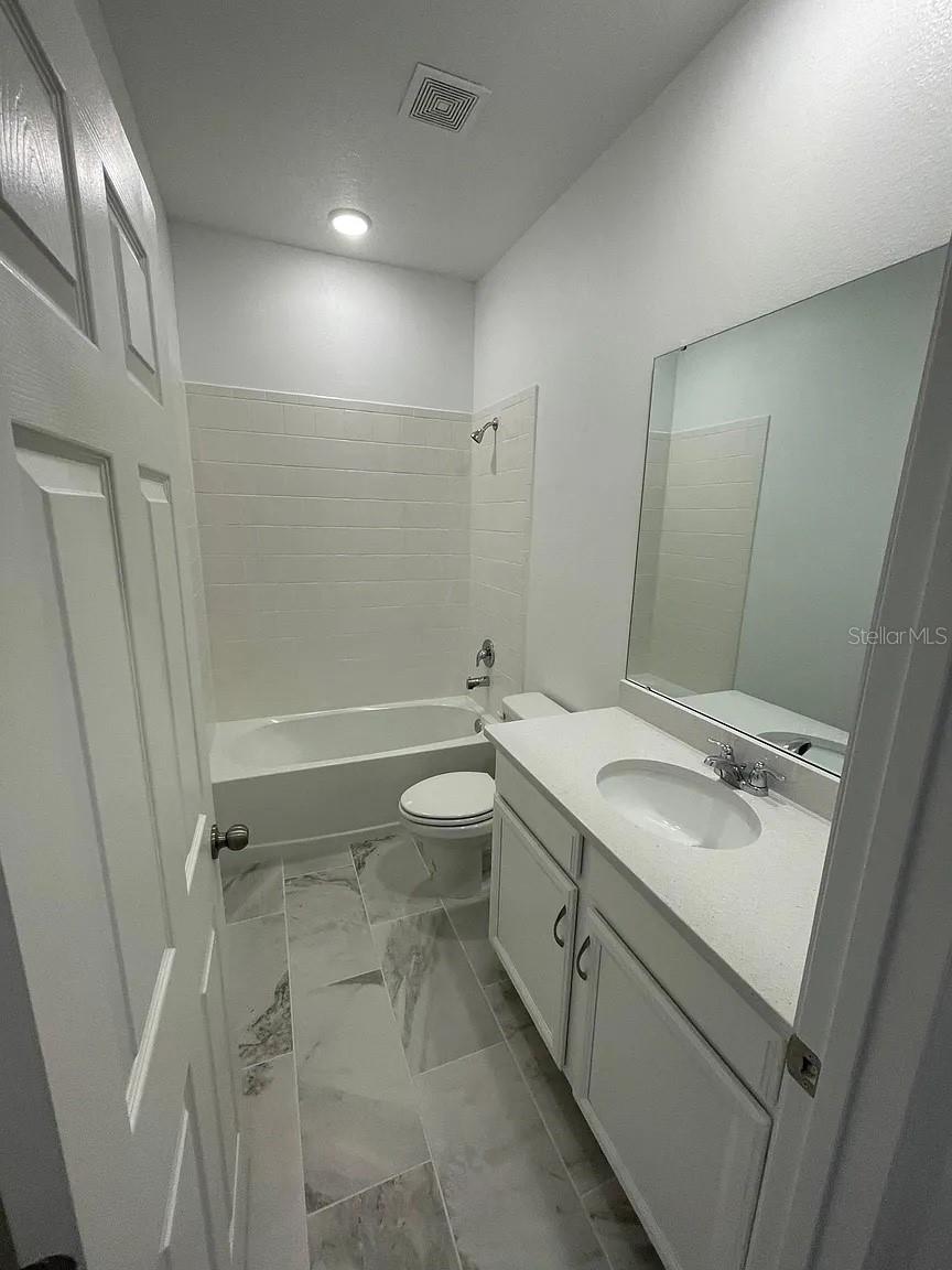 WATERBROOKE PH 4 - Residential Lease