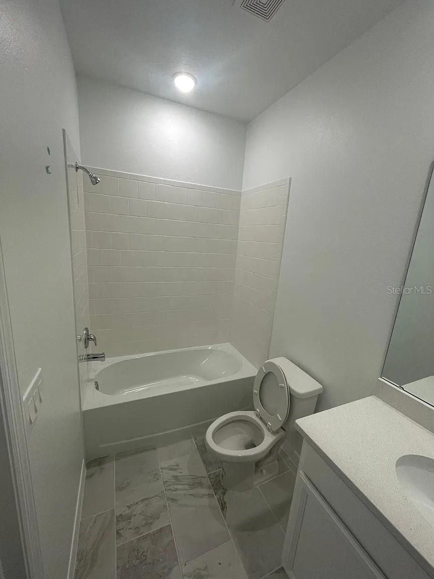 WATERBROOKE PH 4 - Residential Lease