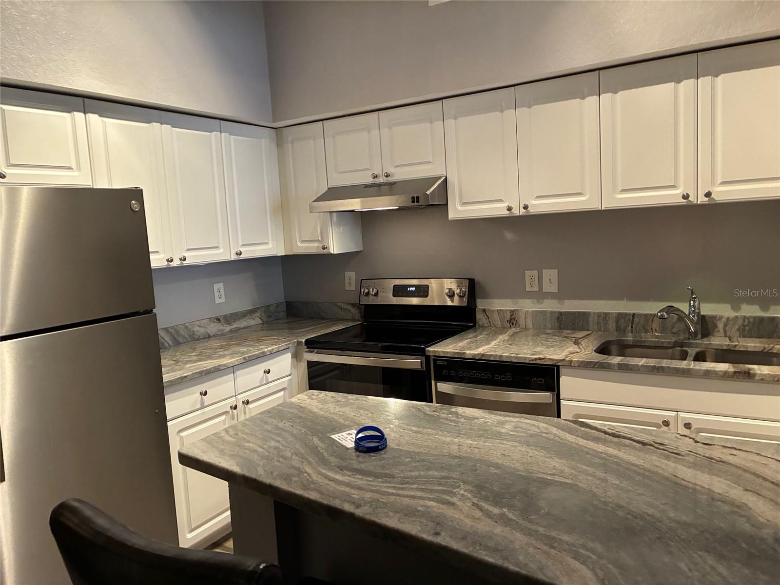 THE MADISON AT SOHO CONDOMINIU - Residential Lease