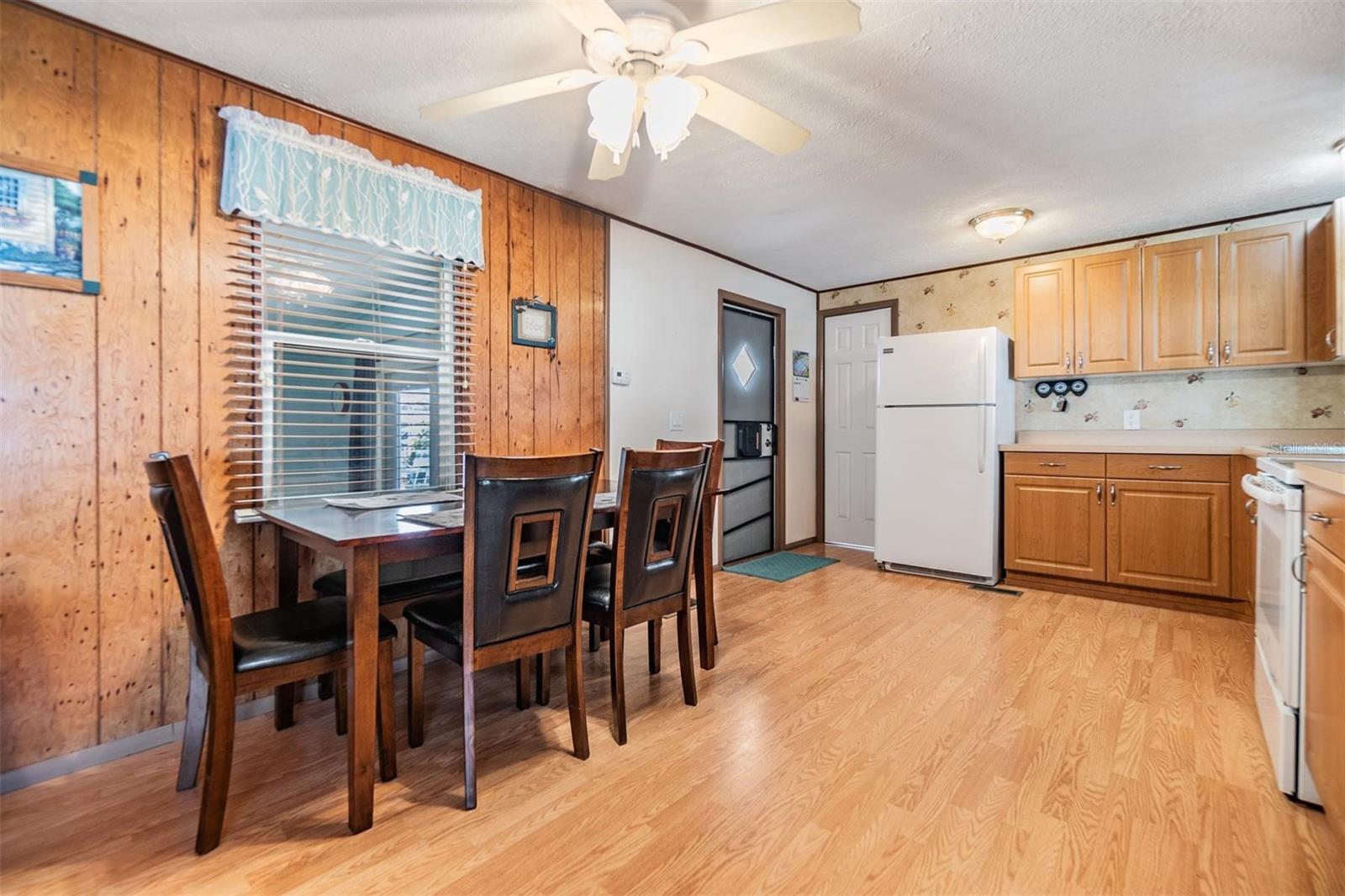 BETMAR ACRES - Residential